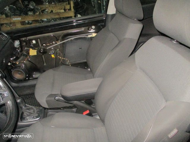 Carro MOT: CAYB CXVEL: MLM VW POLO 2011 1.6 TDI 90CV 3P PRETO DIESEL - 6