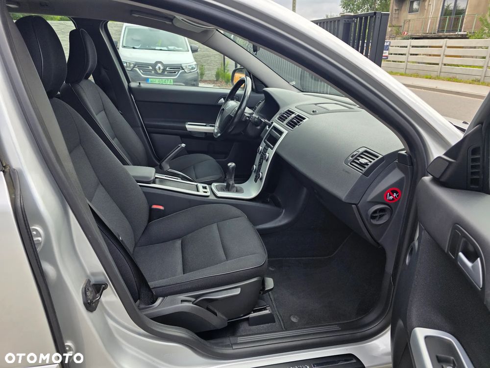 Volvo V50 1.6D DPF DRIVe - 6