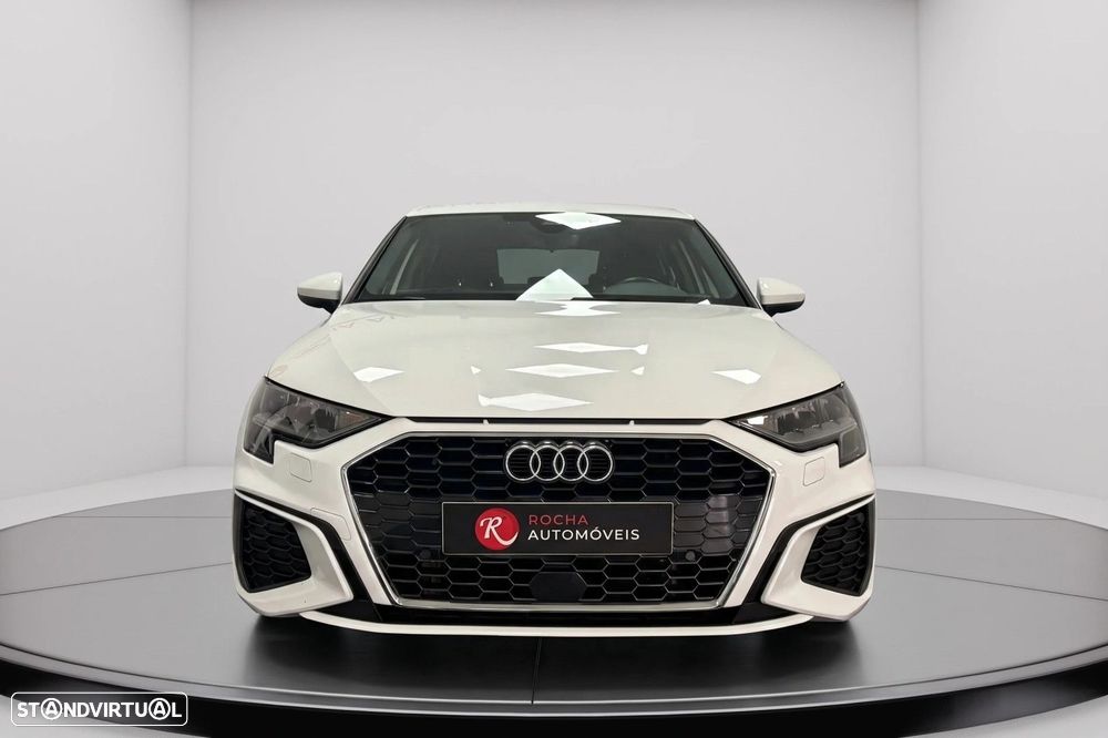 Audi A3 Sportback 40 TFSIe S line — photo 2