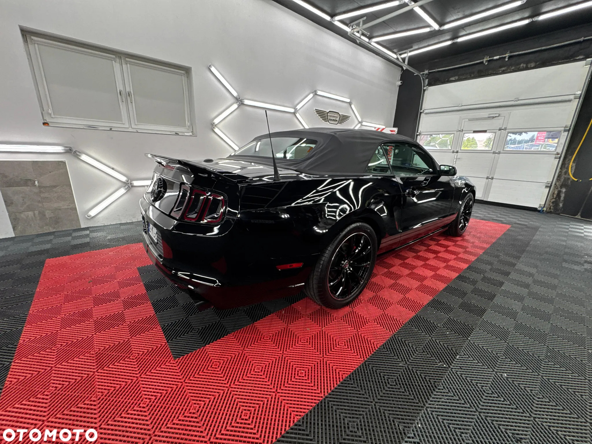 Ford Mustang 3.7 V6 Premium - 11