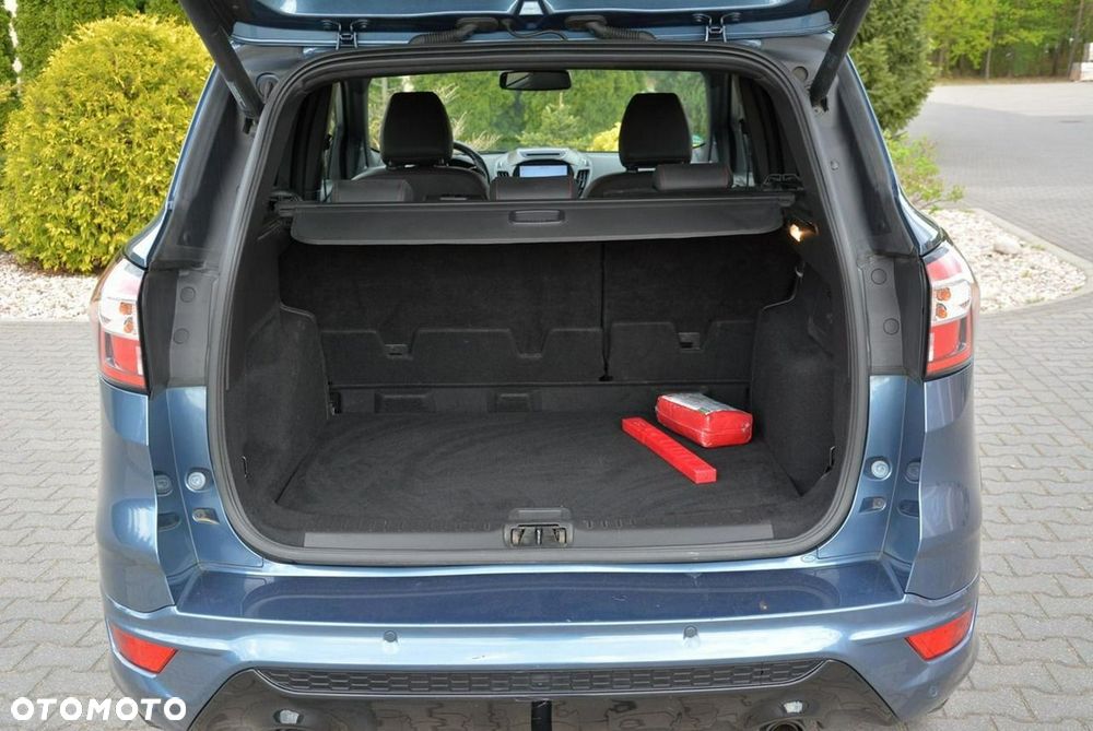 Ford Kuga 2.0 TDCi 4x4 ST-Line - 35