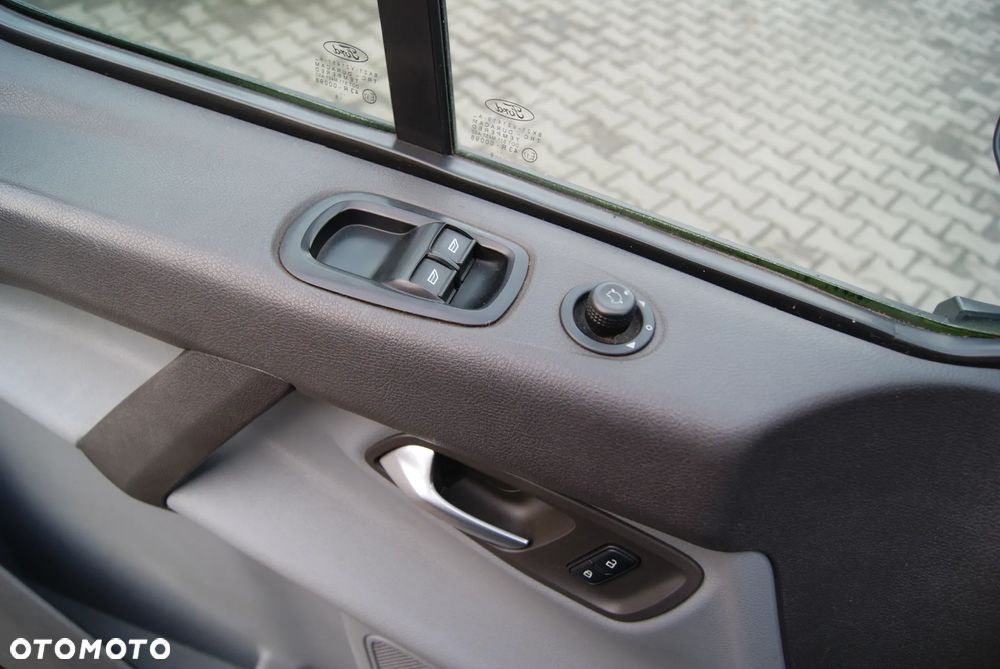 Ford Transit Custom - 26