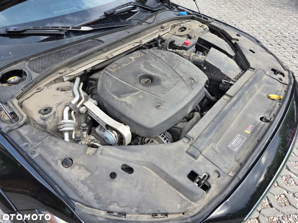 Volvo V90 Cross Country T6 AWD Pro - 34