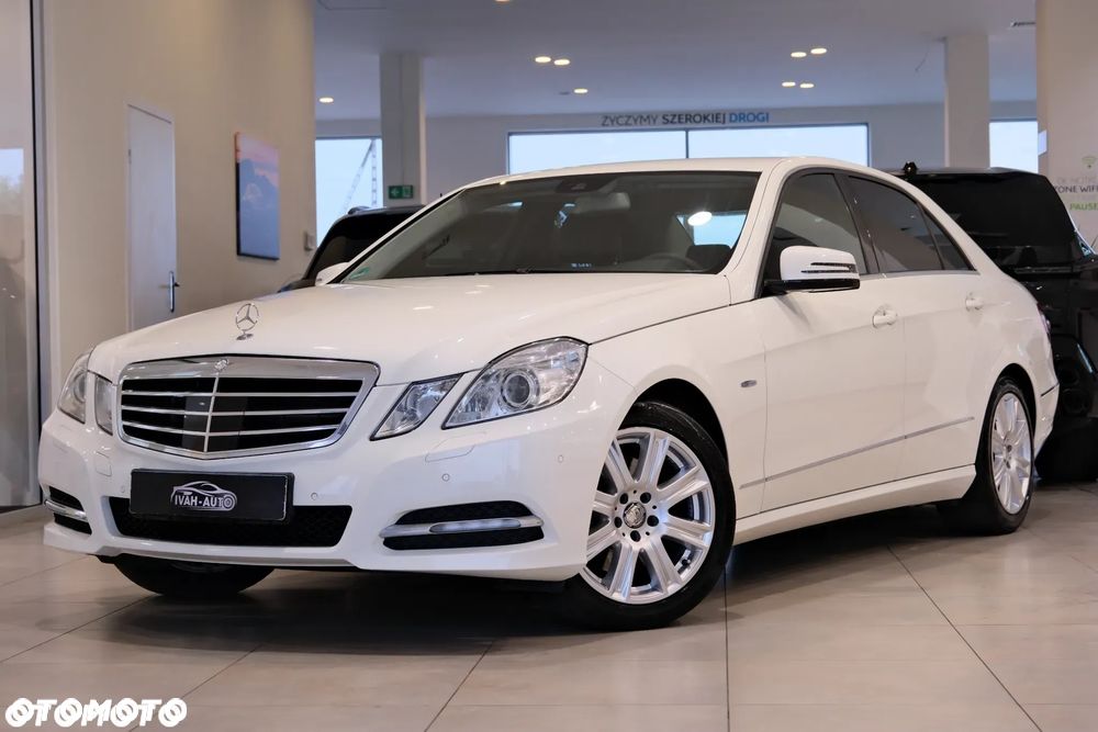 Mercedes-Benz Klasa E 350 CDI DPF BlueEFFICIENCY 7G-TRONIC Avantgarde - 19