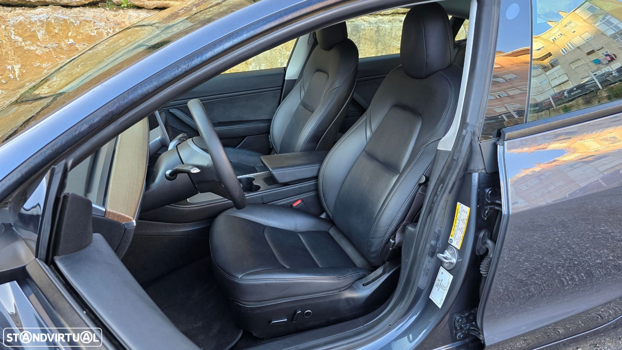 Tesla Model 3 - 38