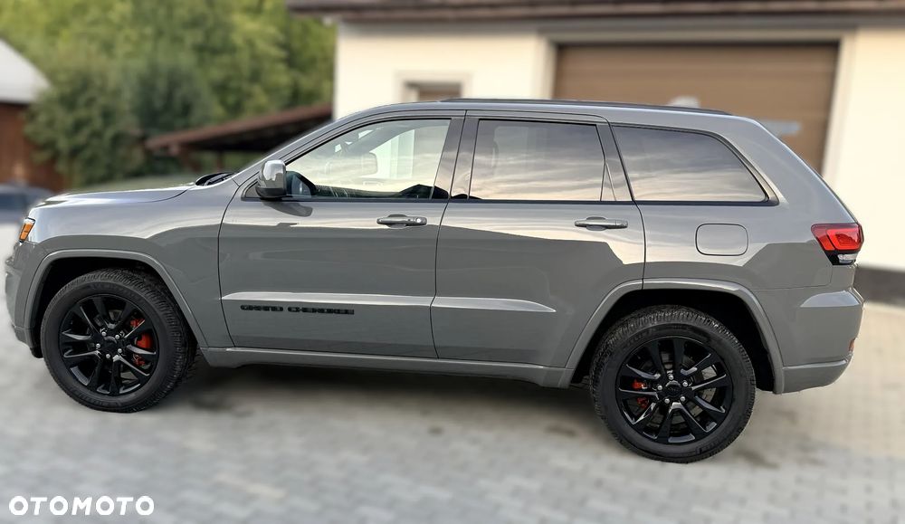 Jeep Grand Cherokee - 4