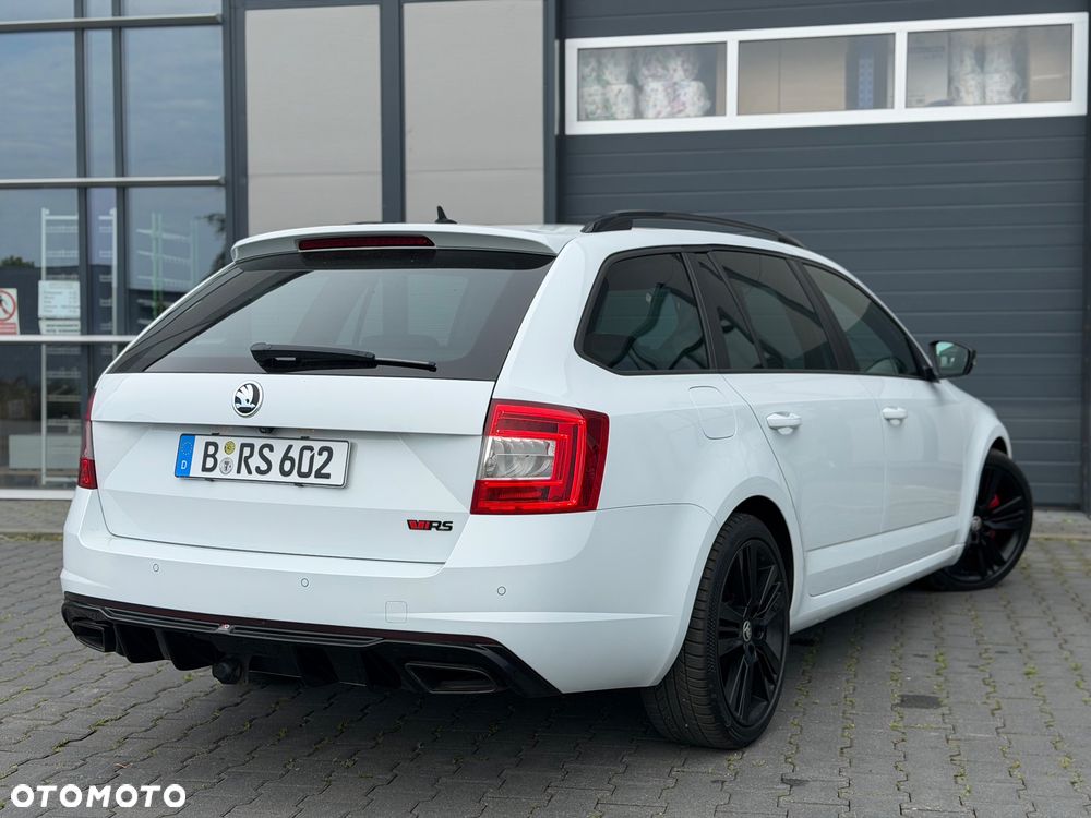 Skoda Octavia 2.0 TDI 4x4 RS Challenge DSG - 9