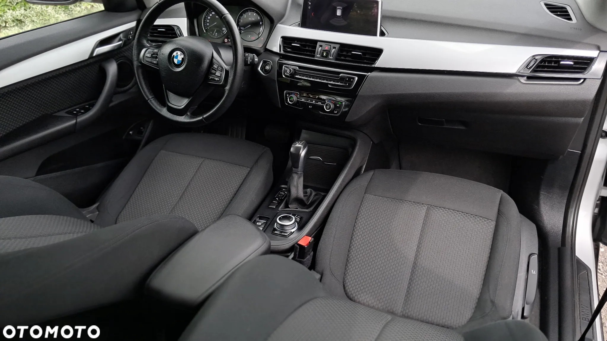 BMW X1 xDrive25e xLine - 17