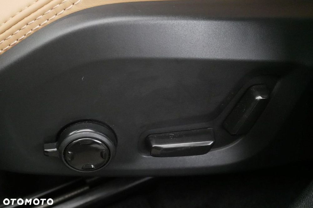 Volvo XC 60 - 34