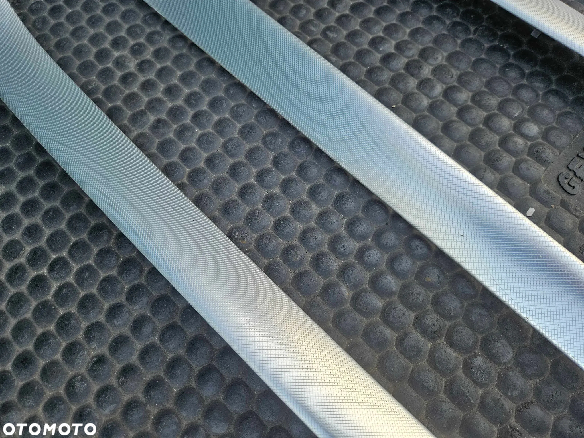 Listwy Ozdobne Dekor Listwa Drzwi Srebrne Rybia Luska Carbon Audi A4 B6 B7 - 7
