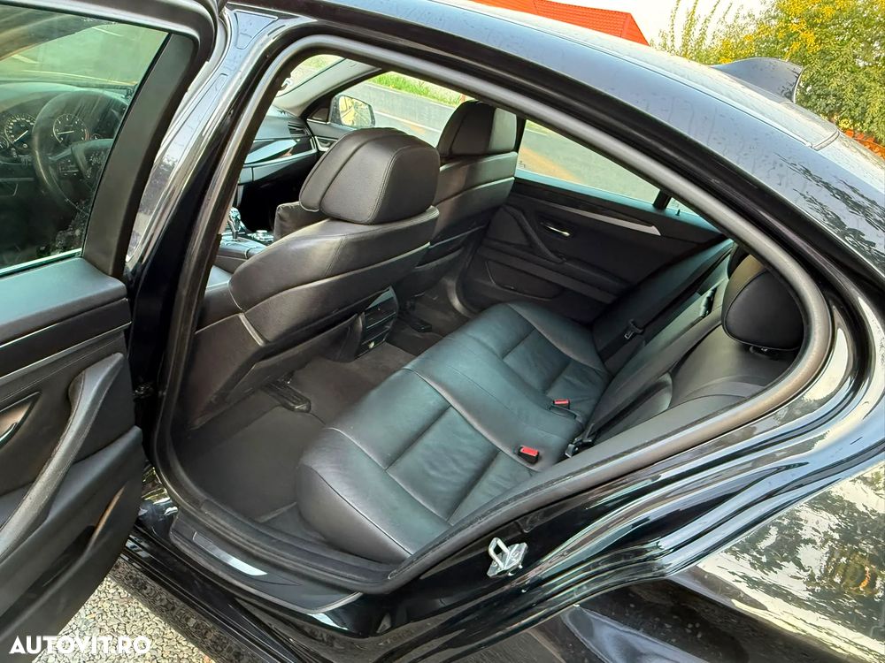 BMW Seria 5 530d AT - 11