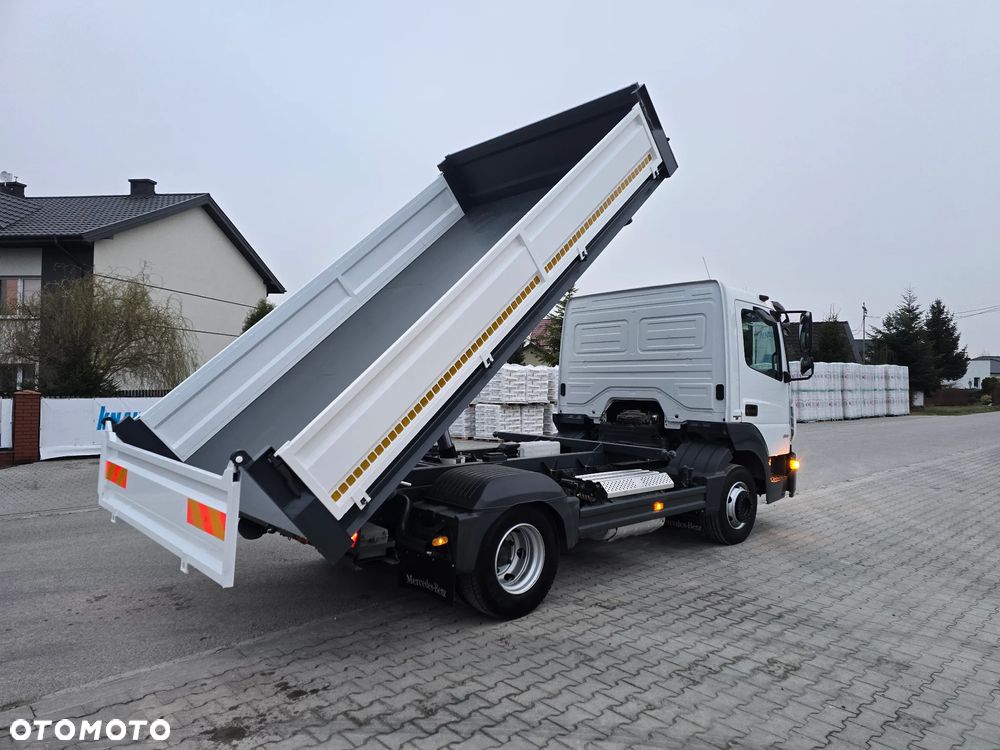 Mercedes-Benz Atego/Wywrotka/Manual/Blokada mostu - 19