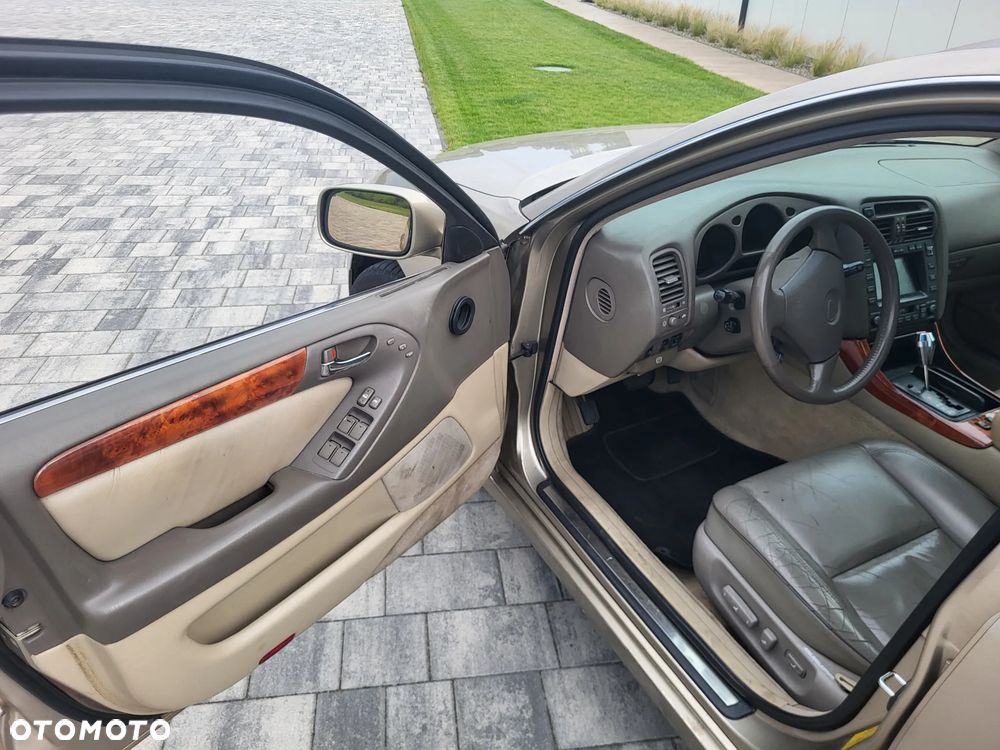 Lexus GS 300 - 12