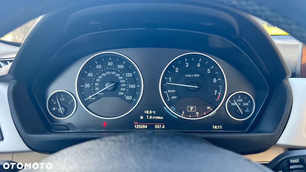 BMW Seria 3 320i Edition Luxury Line Purity - 15