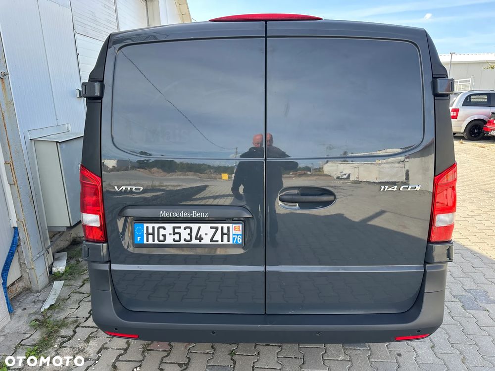 Mercedes-Benz Vito - 21