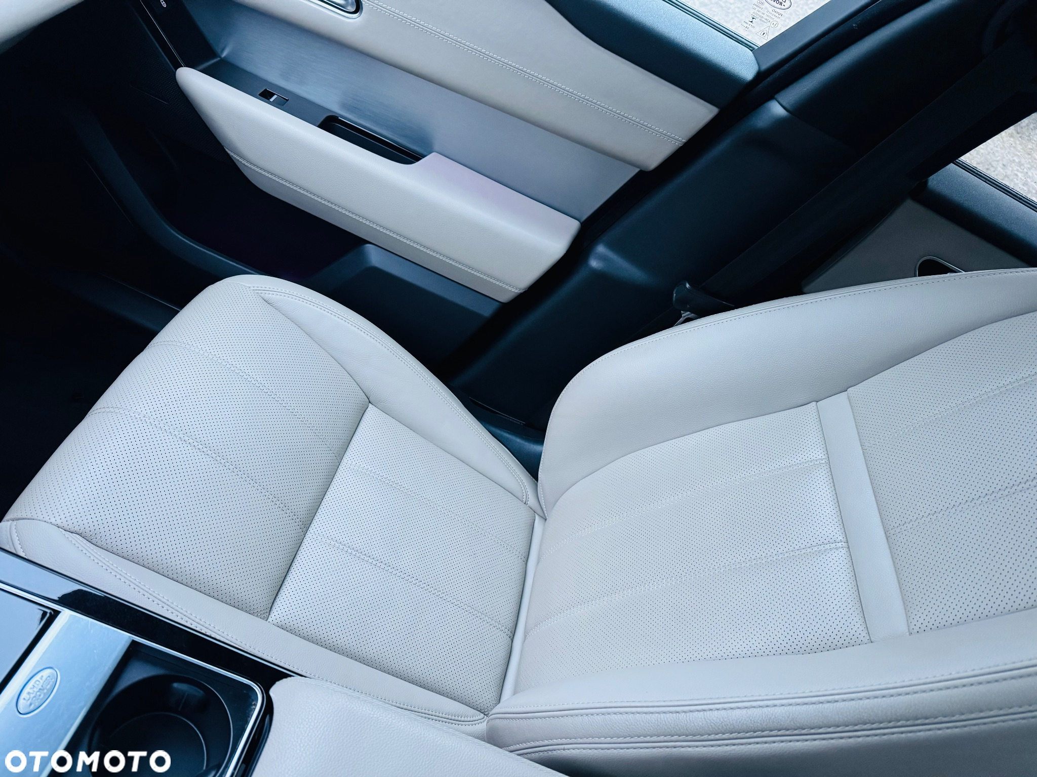 Land Rover Range Rover Velar 2.0d R-Dynamic HSE - 21