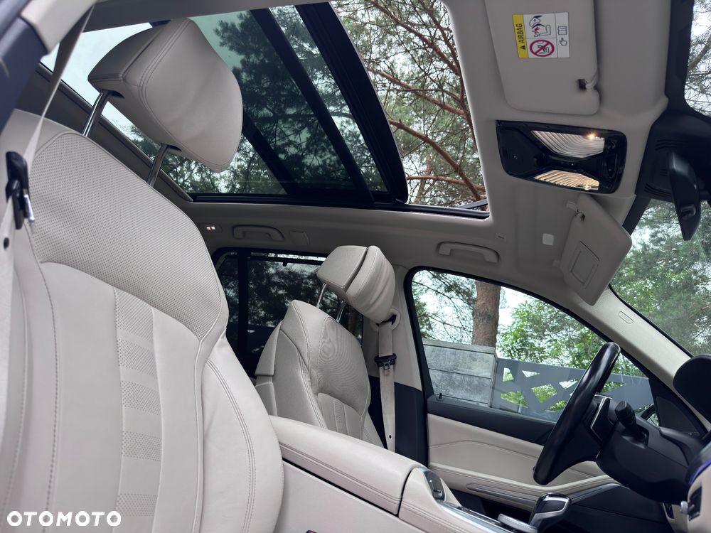BMW X5 xDrive40i - 9
