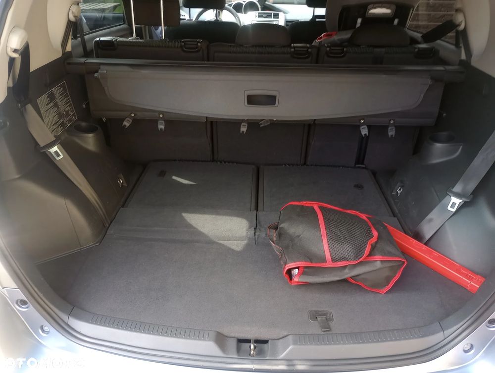 Toyota Verso 1.8 Travel - 14