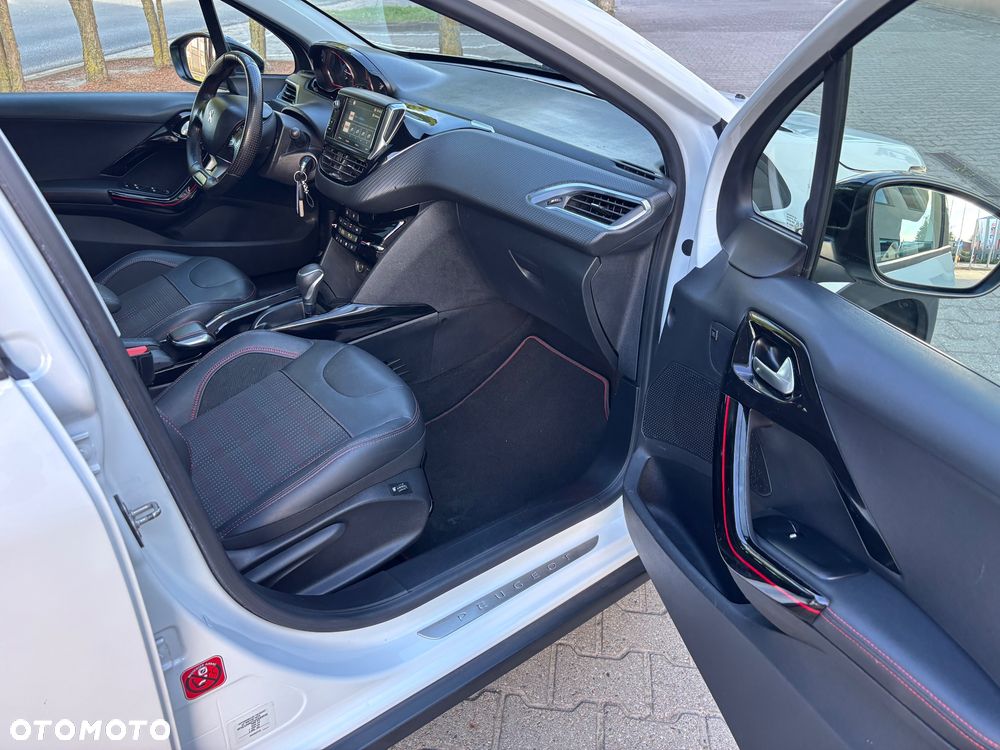 Peugeot 2008 PureTech 110 Stop&Start EAT6 GT-Line Edition - 30