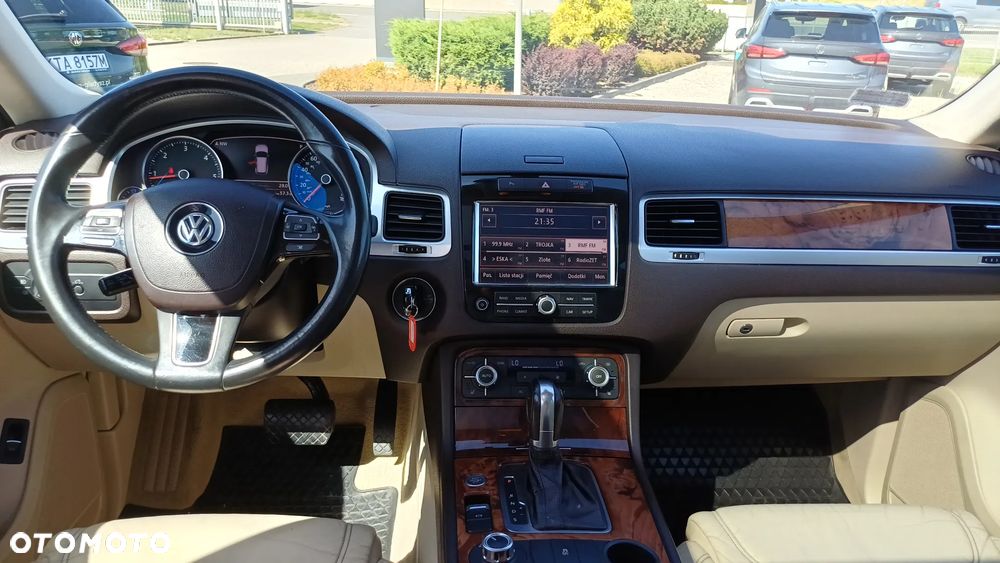 Volkswagen Touareg - 20