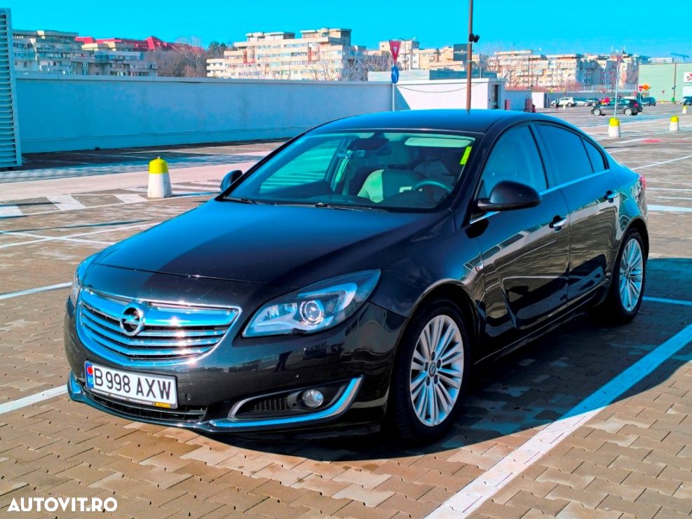 Opel Insignia - 1