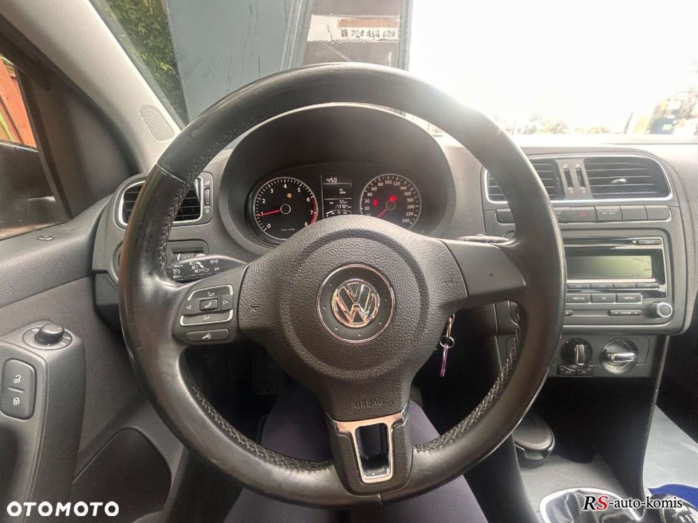 Volkswagen Polo - 25