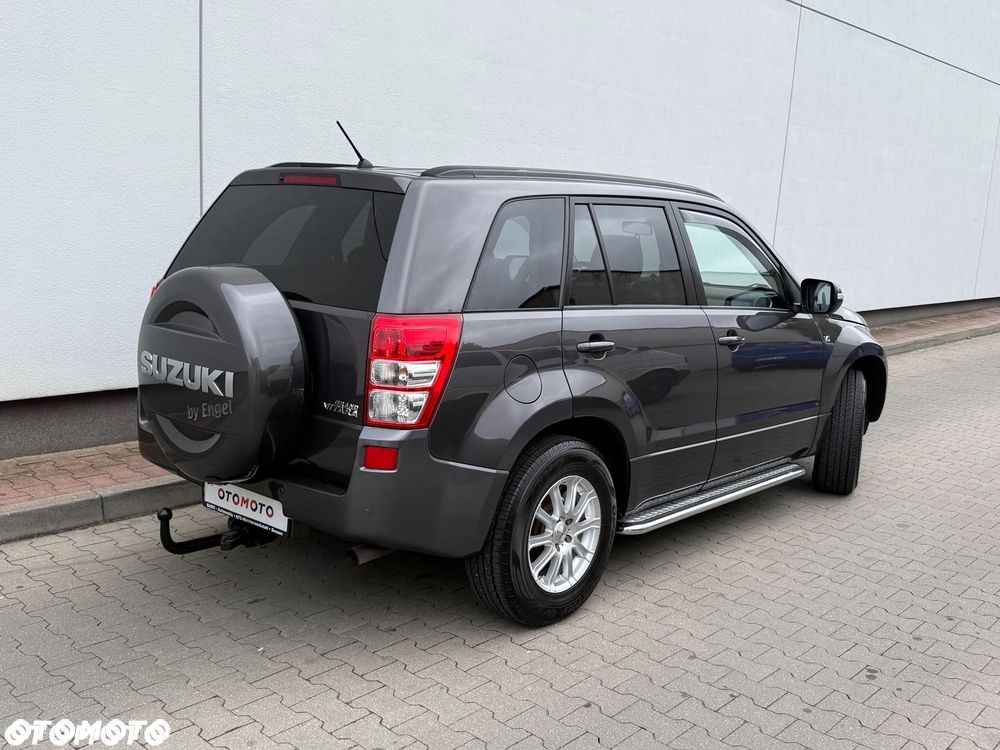 Suzuki Grand Vitara - 12