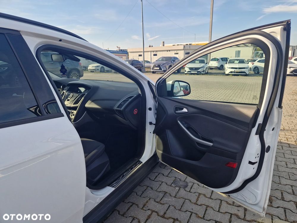 Ford Focus - 27