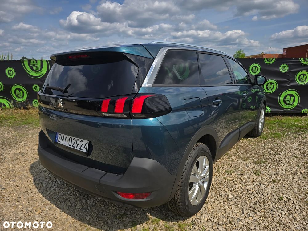 Peugeot 5008 - 10