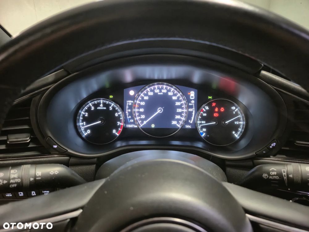 Mazda 3 2.0 mHEV Hikari - 10
