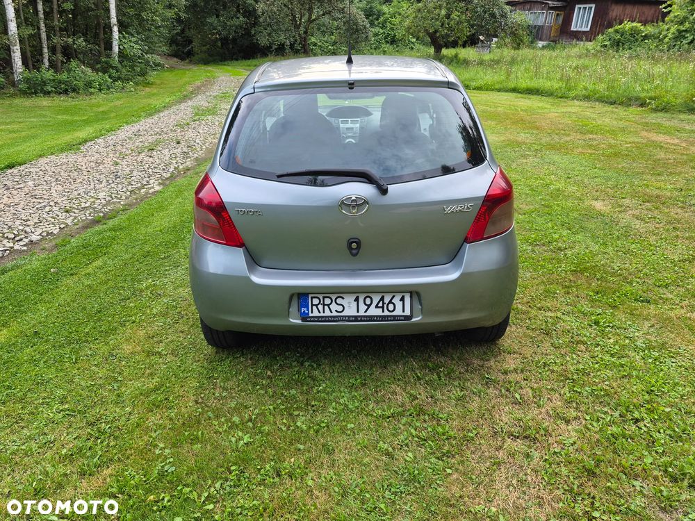 Toyota Yaris 1.3 VVT-i Luna - 7