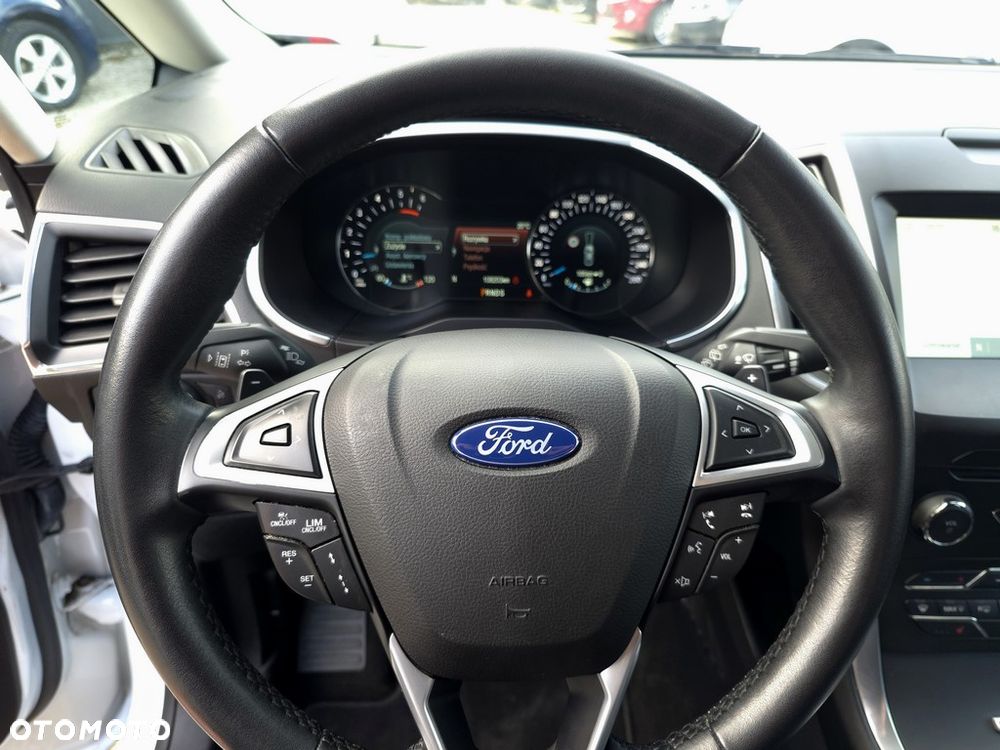 Ford S-Max 2.0 EcoBlue Titanium - 17