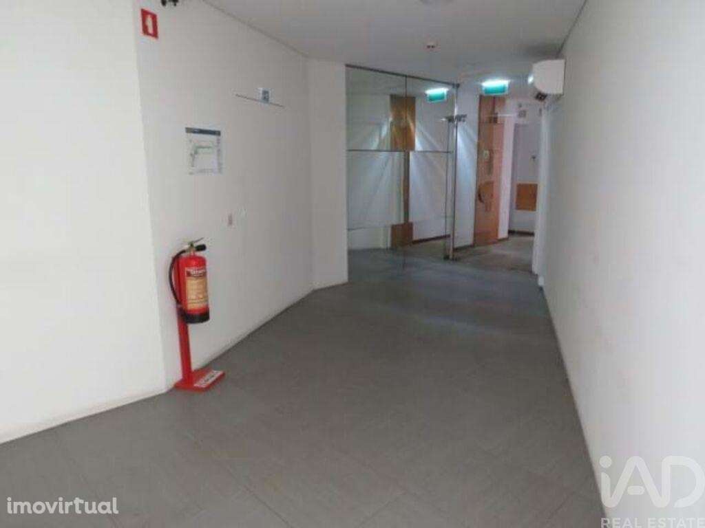 Escritório em Avenidas Novas de 771,00 m2 - Grande imagem: 2/16