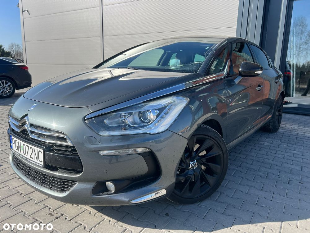 Citroën DS5 Hybrid4 EGS6 SportChic - 1