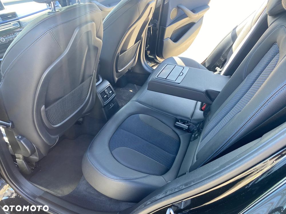 BMW X2 sDrive18d Edition M Mesh - 14