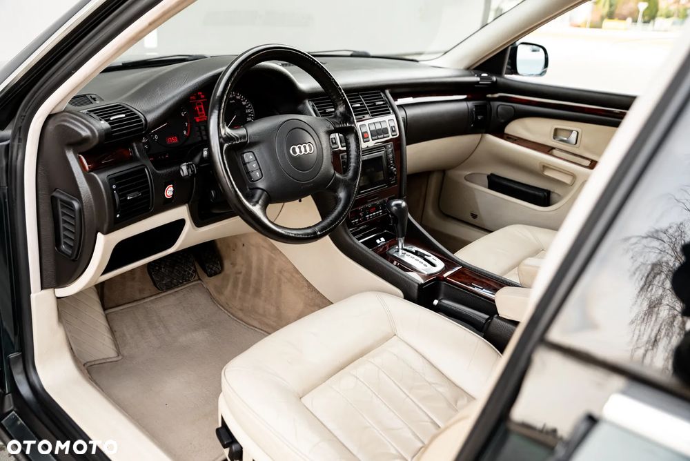 Audi A8 - 21
