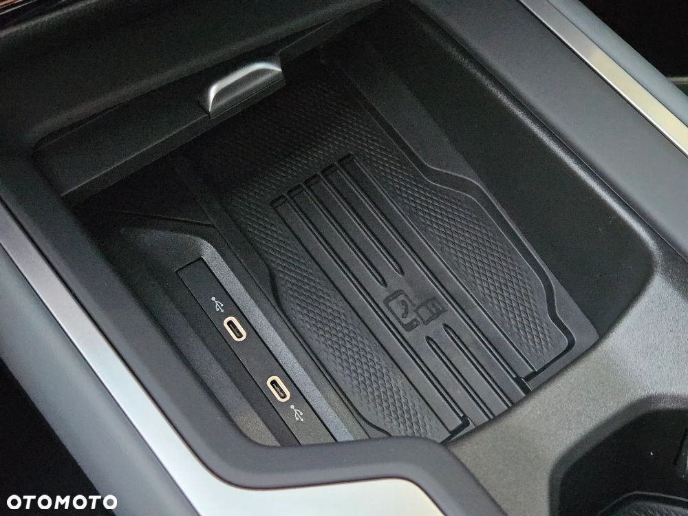 Volkswagen Passat - 16