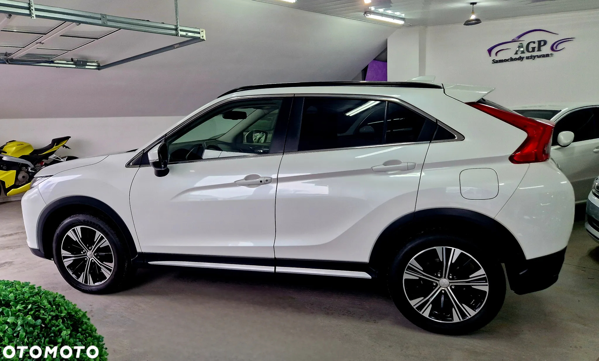 Mitsubishi Eclipse Cross 1.5 T-MIVEC 4WD CVT Diamant+ - 18