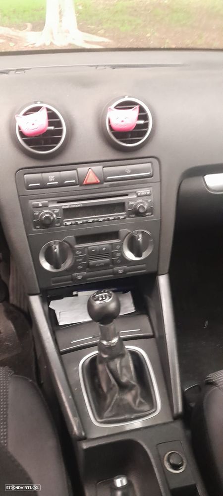 Audi A3 2.0 TDI Ambiente - 9