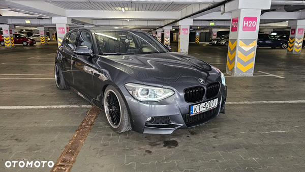 BMW Seria 1 116i Sport Line