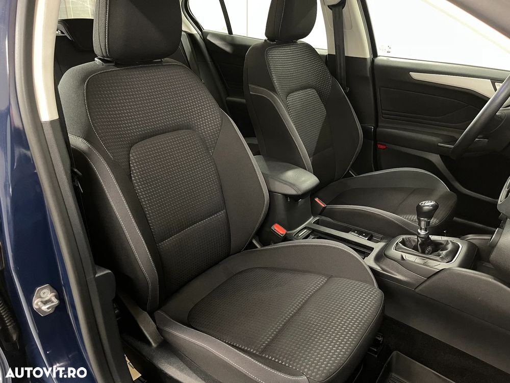 Ford Focus 1.5 EcoBlue Connected - 10