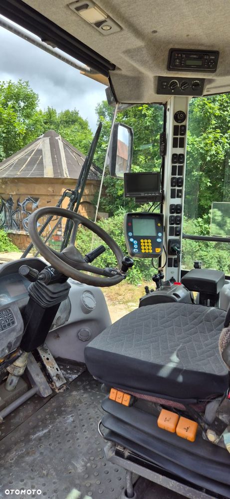 Volvo L 120 F - 7