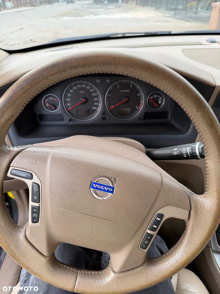 Volvo V70 D5 AWD DPF Edition Comfort - 10