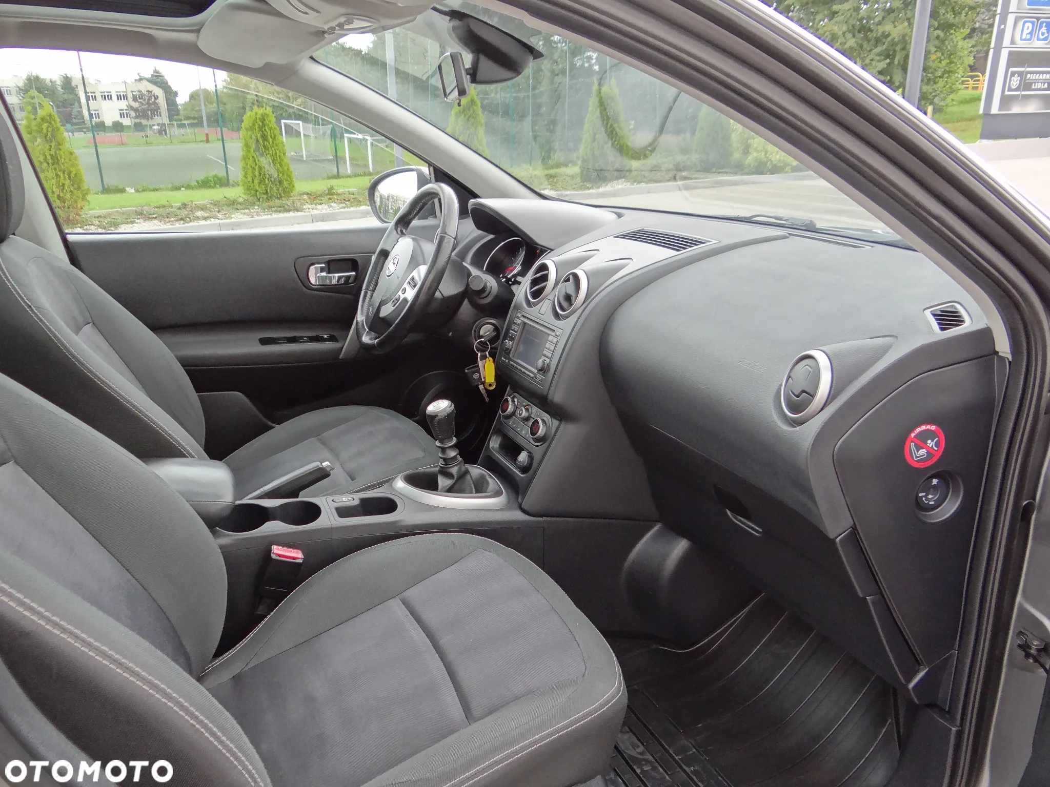Nissan Qashqai - 12