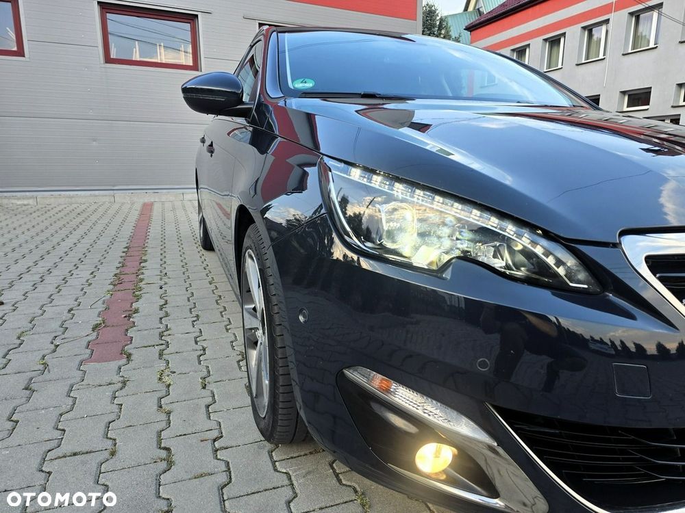 Peugeot 308 2.0 BlueHDi Allure S&S - 16