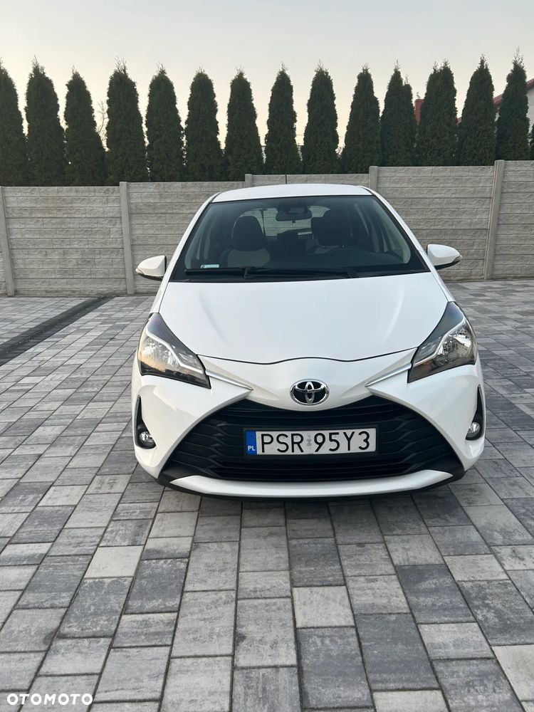 Toyota Yaris 1.5 Premium - 8