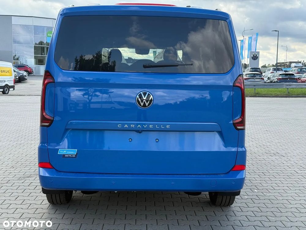 Volkswagen Caravelle - 8