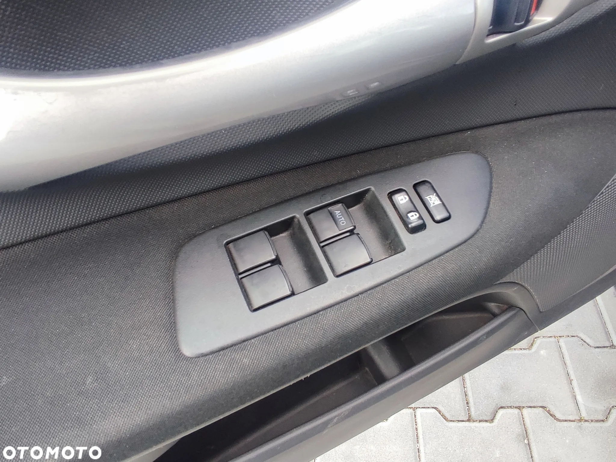 Toyota Auris 2.0 D-4D Sol - 29