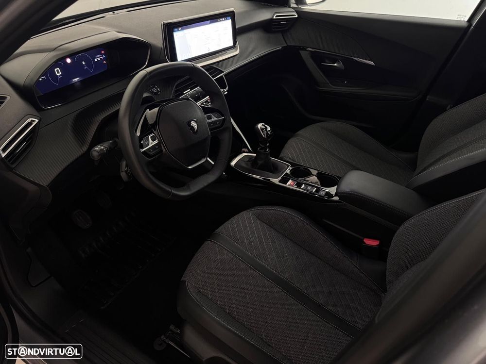 Peugeot 2008 - 5