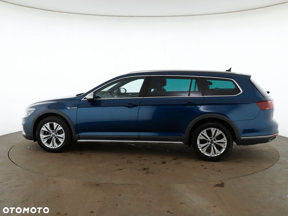 Volkswagen Passat Alltrack - 20